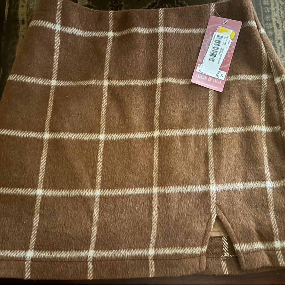 Tan and cream skirt. Brand new with tags